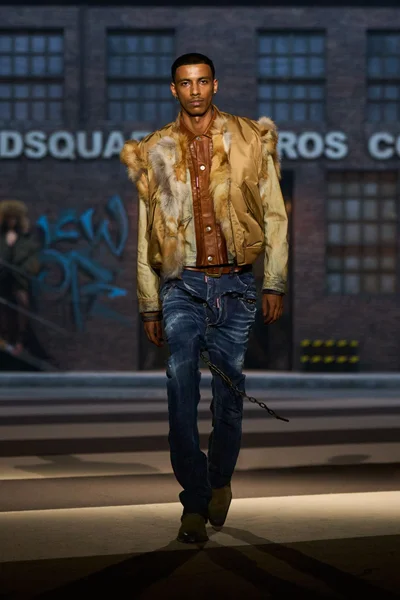 Look 6